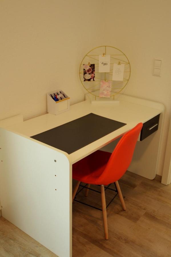 Unique Zentrale Moderne 2 Zimmer Wohnung Nahe Dem Park Villingen-Schwenningen Bagian luar foto