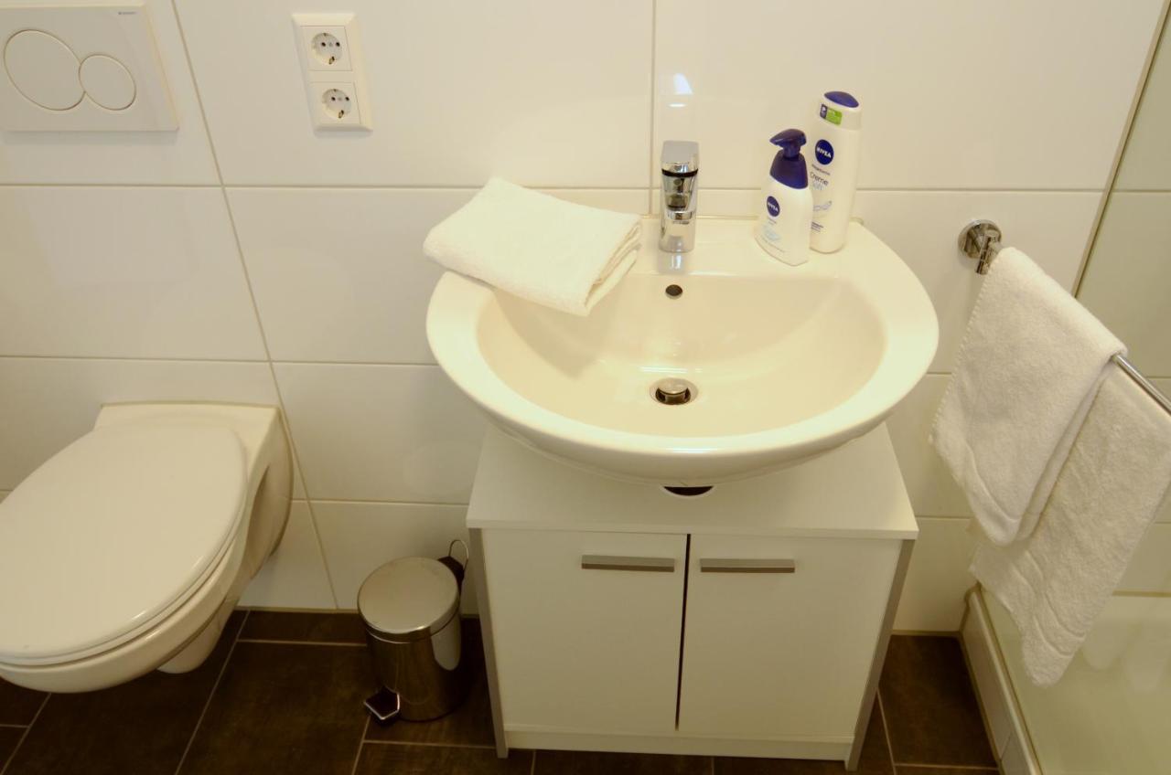 Unique Zentrale Moderne 2 Zimmer Wohnung Nahe Dem Park Villingen-Schwenningen Bagian luar foto